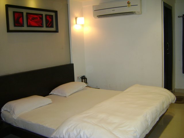 Hotel Woodland